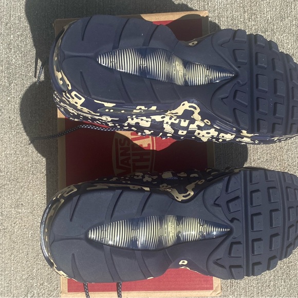 Nike Air Max 95 Cav Empt - Picture 4 of 4